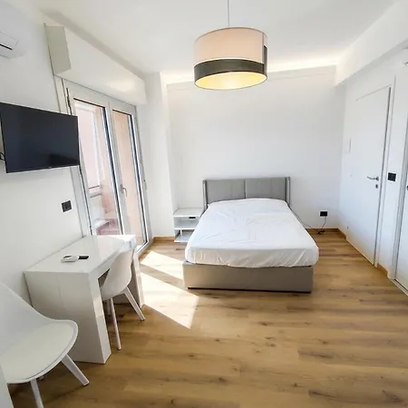 Casa Max * Savona